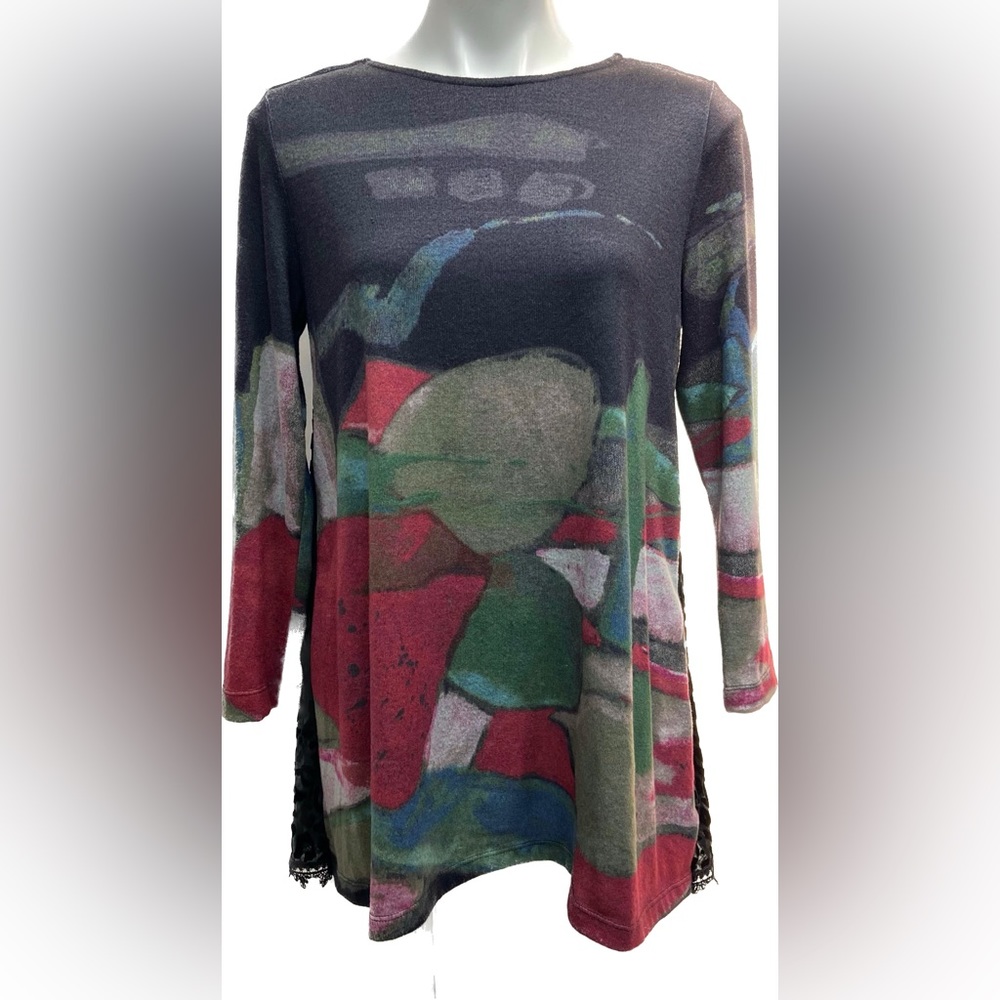 JOHN.MARK LONG SLEEVE SOFT TUNIC ABSTRACT TOP